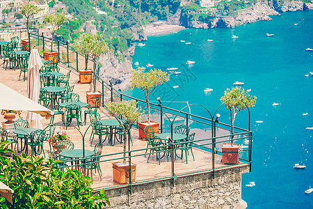 意大利一个旅游点夏季空室外咖啡厅 天堂 座位图片