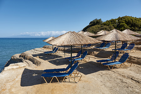 希腊科孚岛西达里 阳光明媚的一天 运河达穆尔海滩上没有人 自然 美丽的图片