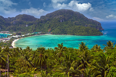 泰国南部Krabi Phuket和Krabi的安达曼海图片