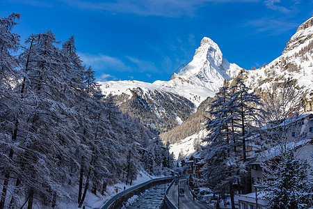 泽尔马特谷的美丽景色 瑞士泽尔马特山峰背景 欧洲 高的图片
