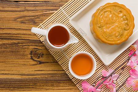 月饼 / 月饼背景 / 传统茶月饼 杯子 甜点图片