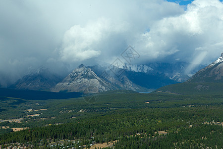 加拿大班夫国家公园Mount Rudle 云景 芒特朗德尔图片