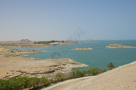 纳赛尔湖与岛屿的视角 旅游 沙漠 埃及 地平线图片
