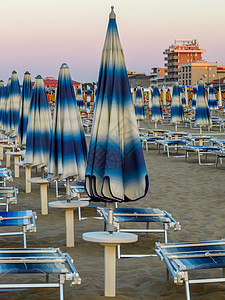 Rimini - 白蓝色雨伞和防晒罩 阳伞图片