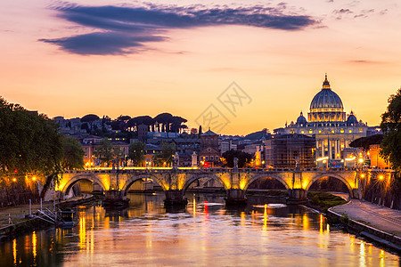 梵蒂冈城 罗马 意大利 意大利 美丽的充满活力的夜光图像全景 天空 黄昏图片