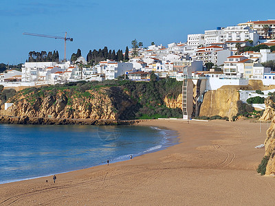 葡萄牙Albufeira荒空城市和海滩 费拉图片