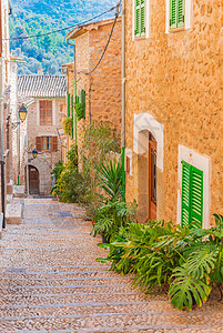 巴利阿里群岛Fornalutx岛边际村庄西班牙Majorca图片