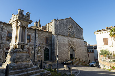 圣弗朗西斯科·迪阿西西教堂在Amelia市中心 镇 特尔尼图片