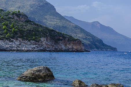 在 t 保护区的高度看海岸的海平面图片