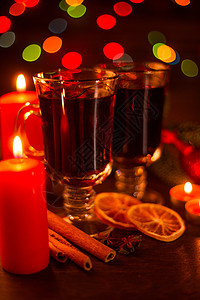 混合葡萄酒和节假日灯 橙子 格洛格 饮料 木头 酒精图片