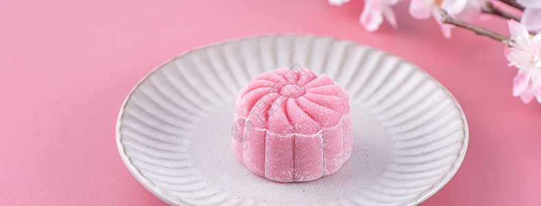 繁多的雪皮月亮蛋糕 甜甜雪蜜月月饼 传统 中秋 花图片