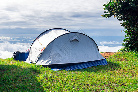 户外露营旅行帐篷图片