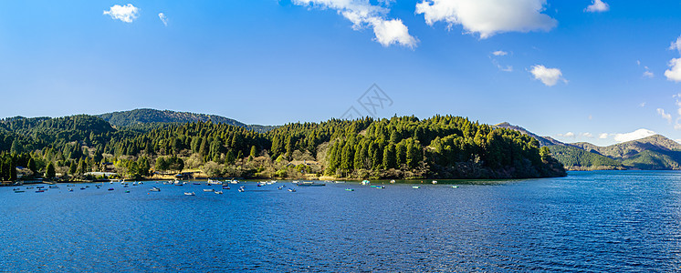 美丽的湖泊和山岳的全景图 旅游 日本 夏天 春天图片