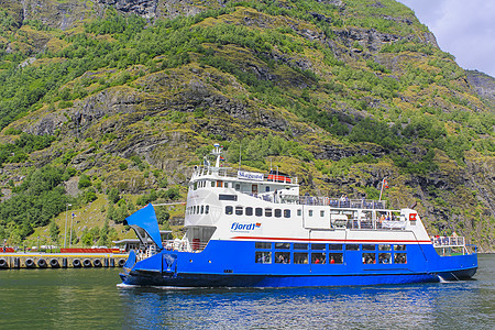 Skagastøl渡轮在Flåm的小港口挪威Sognefjord图片