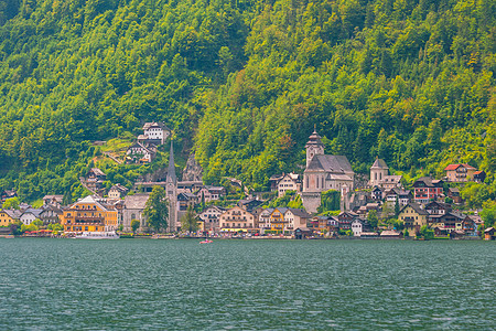 奥地利著名的Hallstatt村风景 湖图片
