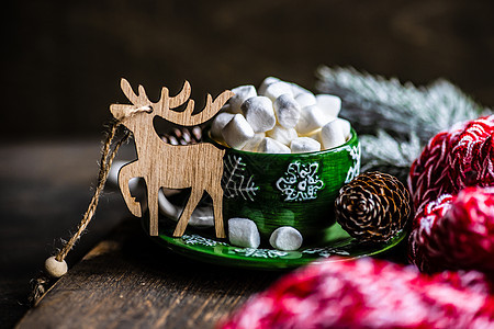 带有棉花糖的圣诞卡概念 杯子 食物 乡村 冬天 木制的图片