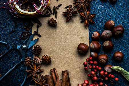 带有圣诞节香料的烹饪概念 红色的 冬天 丁香 喜庆的图片