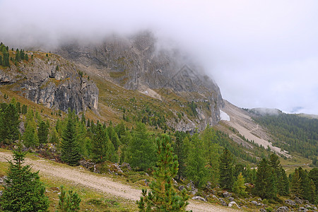 多洛米特意大利高山 福吉天空 日落 爬坡道 公园图片