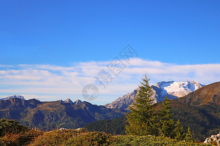 多洛米人风景 意大利阿尔卑斯山 夏季时间 大自然 多洛米蒂 旅游图片