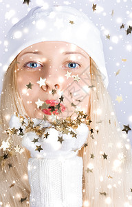 圣诞闪光和闪亮的雪地背景 金发美女P 时间图片