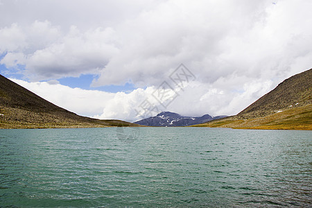 阿尔卑斯山湖地貌 多姿多彩的自然观 格鲁吉亚湖 旅行目的地 美丽的 假期图片