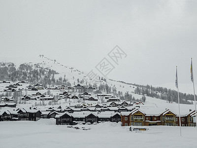 挪威韦斯特兰的冬季滑雪度假胜地 滑雪运动 徒步旅行者图片