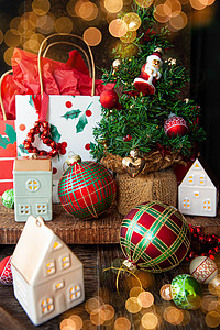 圣诞礼物的色彩多彩 圣诞晚会 快乐 喜庆的 快乐和光明 季节性的问候 圣诞节快乐图片