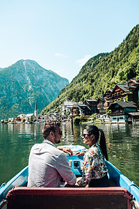 访问奥地利阿尔卑斯山脉奥地利Hallstatter湖Hallstatter湖Hallstatt村 村庄 高山图片