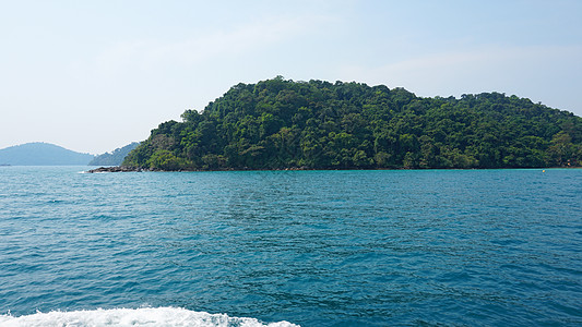 乘船到泰国的海上旅行 绿群岛 假期 天线 树木图片