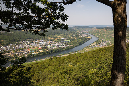 附近Moselle河谷的风景 岩石 巡航 欧洲图片