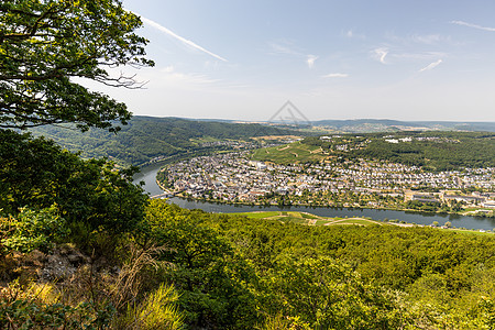 附近Moselle河谷的风景 自行车 红葡萄酒 巡航图片