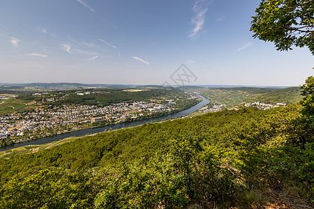 附近Moselle河谷的风景 全景 夏天 爬坡道图片