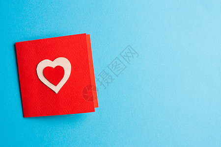 带心形明信片的礼物情人节假期爱情图片