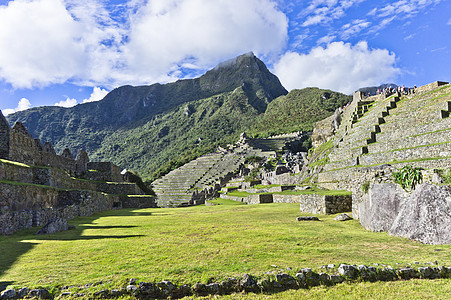 阳光明媚的一天 秘鲁 南美洲 国家公园 古庙 安第斯山脉图片