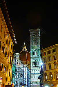 夜间瞥见佛罗伦萨教堂和钟楼的数字绘画风格 意大利语 大理石图片