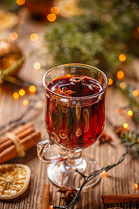 圣诞面包酒 可口的 冬天 庆典 芳香 木制的 喝 季节 烈酒图片