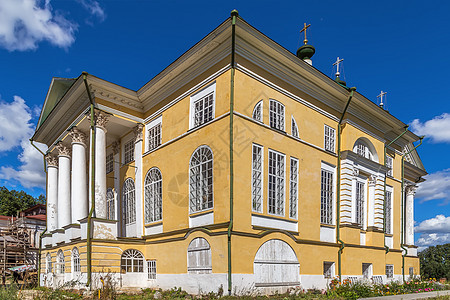 升天大教堂TotmaRussi 黄色的 古典主义 柱子背景图片