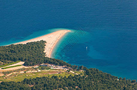 Zlatni Rat 金角或金角湾 著名的绿松石海滩 位于克罗地亚达尔马提亚布拉奇岛 Bol 镇 夏日在克罗地亚 Brac 岛 图片