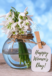 欢乐妇女节写贺卡 春花雪 美丽的鲜花花束 假日概念等 都值得庆幸 礼物 卡片图片