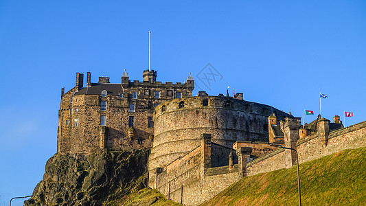 爱丁堡老城区的爱丁堡城堡 春天 建筑 卡片 城市图片
