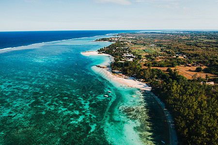 毛里求斯岛东海岸的航拍 飞越地区的毛里求斯绿松石泻湖 毛里求斯的珊瑚礁 毛里求斯岛海滩 海洋 宁静图片