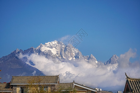 中国日南李江的玉龙雪山 拍摄世界古老城市的照片吧! 旅游 商业图片