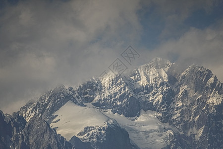 中国日南李江的玉龙雪山 拍摄世界古老城市的照片吧! 丽江 云南图片