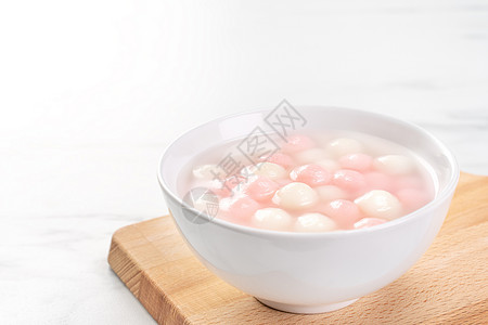 美味的汤圆 小碗里的红白汤圆 中国冬至节的亚洲传统节日食品 特写 大理石 吃图片