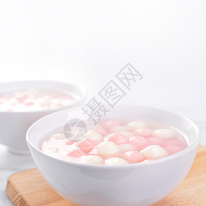 唐家宝 丹吉昂 美味的红白大米球 在一小碗里 亚洲传统节日食品 为中国冬令节提供 关闭 一月 庆典图片
