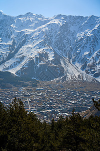 惊人的山地景观 雪峰高山 春春初图片