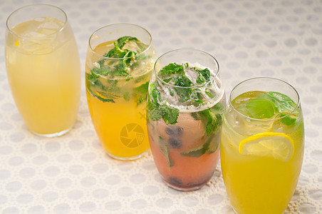 选择长饮料的水果 寒冷的 柠檬 茶点 玻璃 清爽图片