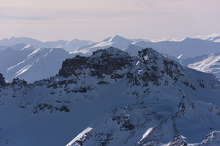 寒冬美丽的山地风景 天气 阿尔卑斯山 树 首脑 雪 瑞士人图片