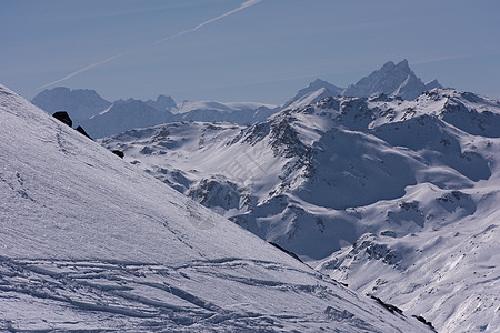 寒冬美丽的山地风景 自然 滑雪 法国 冰 天空 户外图片