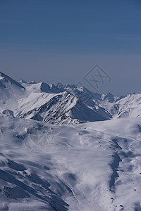 寒冬美丽的山地风景 旅游 滑雪 雪 冰 山脉图片